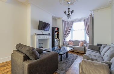 Llantrisant Street, Cathays, Cardiff - Image 2